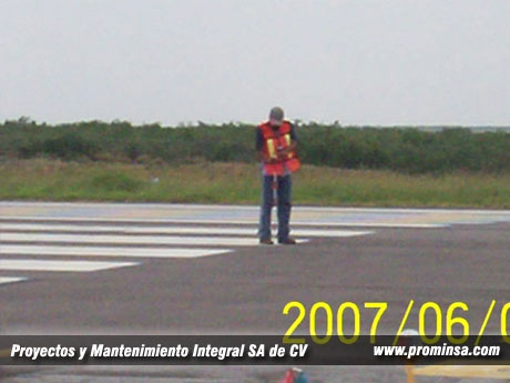 Construccion de carreteras, aeropuertos y obra civil www.PROMINSA.com