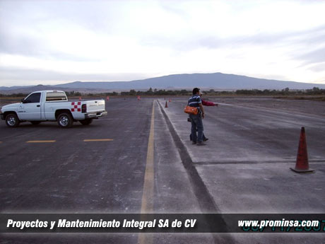 Construccion de carreteras, aeropuertos y obra civil www.PROMINSA.com